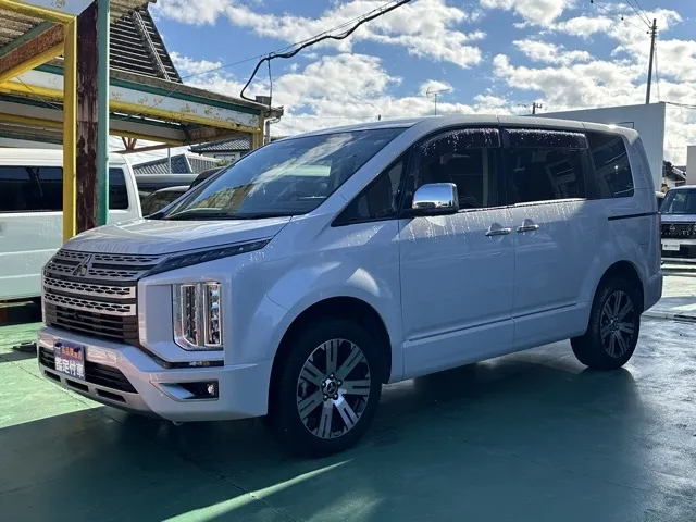 デリカD:5(三菱)Ｐ 8人 ナビ取付PKGⅡレンタＵＰ 1