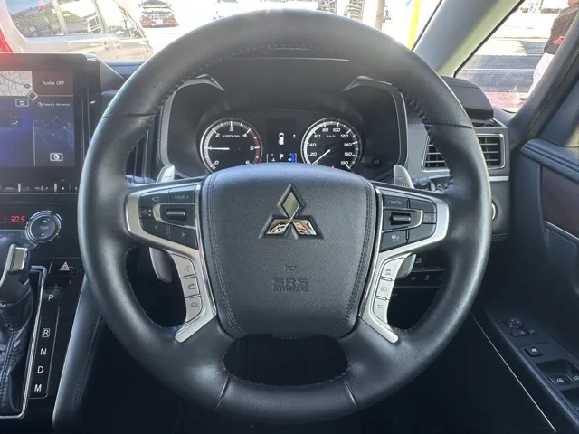 デリカD:5(三菱)Ｐ 8人 ナビ取付PKGⅡレンタＵＰ 7