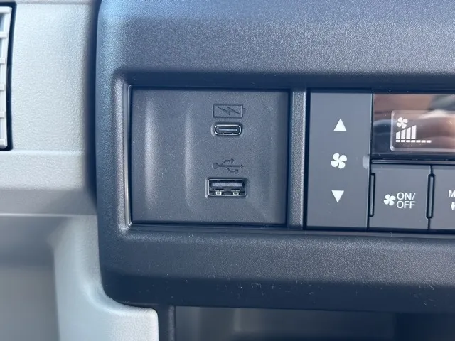 N-VAN(ホンダ)e L4届出済未使用車 16