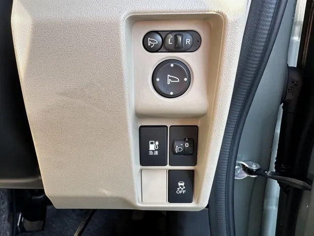 N-VAN(ホンダ)e FUN中古車 26