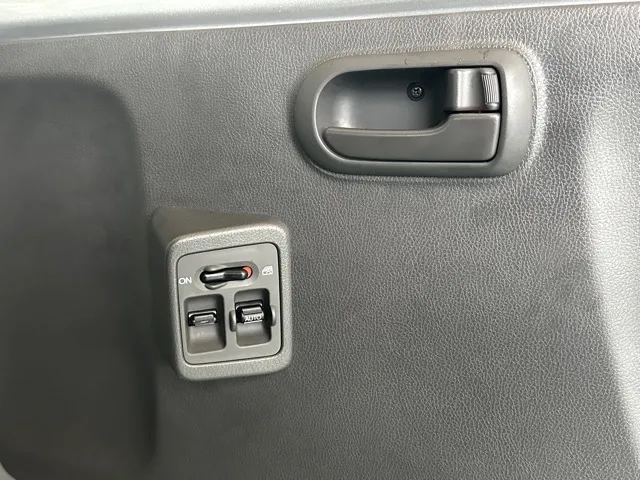 アクティ(ホンダ)TOWN ４WD届出済未使用車 12