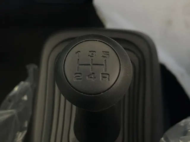 アクティ(ホンダ)TOWN ４WD届出済未使用車 16