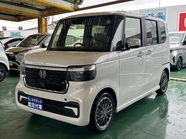 N-BOX(ホンダ)N-BOXカスタムターボ届出済未使用車 1