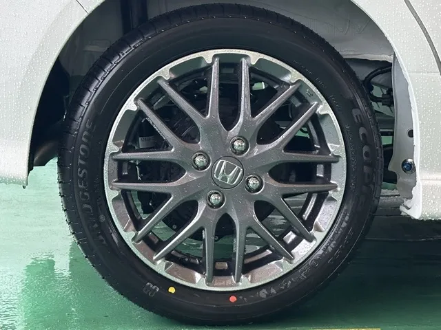 N-BOX(ホンダ)N-BOXカスタムターボ届出済未使用車 12