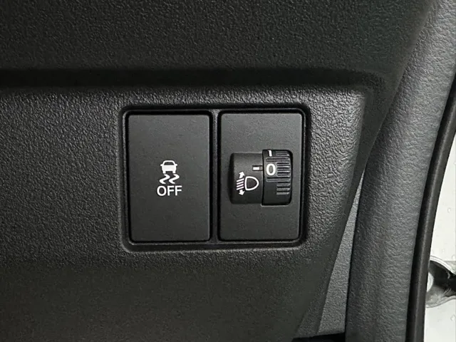 N-BOX(ホンダ)N-BOXカスタムターボ届出済未使用車 16