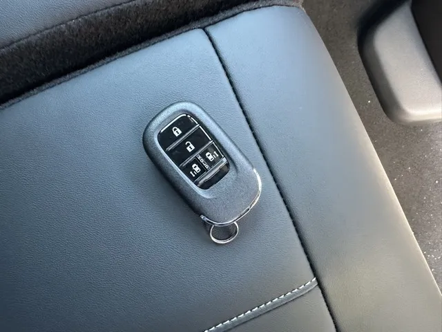 N-BOX(ホンダ)N-BOXカスタム コーディネートスタイル届出済未使用車 21