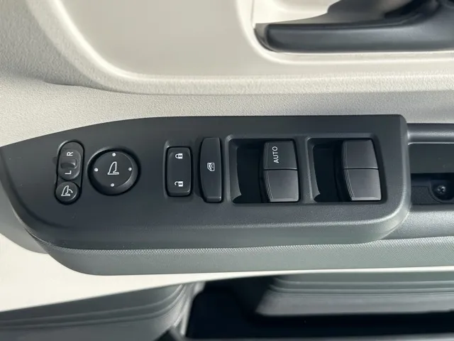 N-BOX(ホンダ)N-BOX届出済未使用車 14