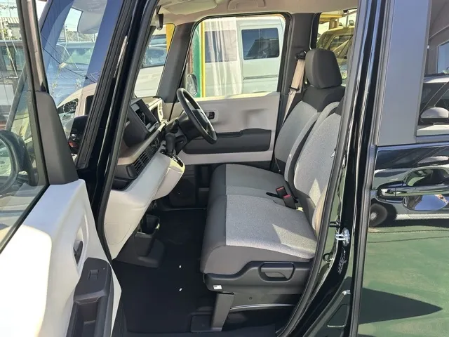 N-BOX(ホンダ)N-BOX届出済未使用車 3