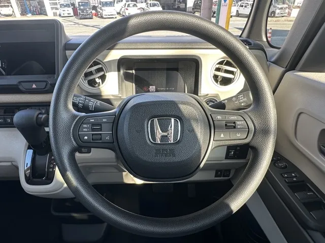 N-BOX(ホンダ)N-BOX届出済未使用車 7