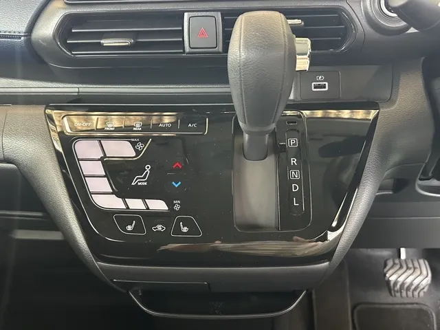 eKクロス(三菱)G中古車 16