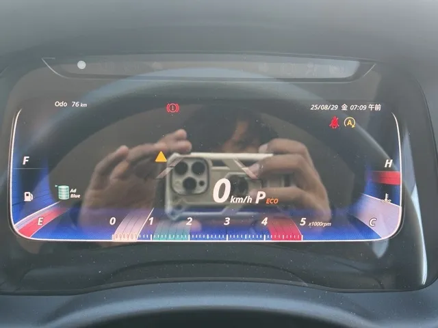 キャンター(三菱)全低床 平ボディ ２ｔ登録済未使用車 24