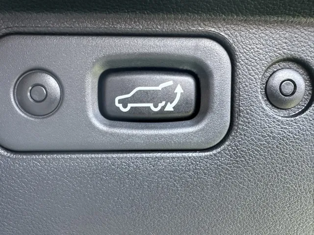 デリカD:5(三菱)Ｐ 8人 ナビ取付PKGⅡレンタＵＰ 8