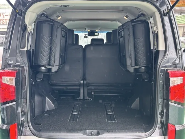 デリカD:5(三菱)Ｐ 8人 ナビ取付PKGⅡレンタＵＰ 9