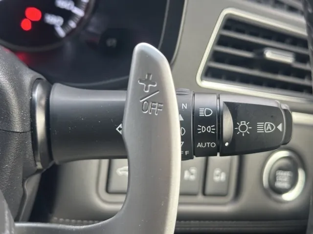 デリカD:5(三菱)Ｐ 8人 ナビ取付PKGⅡレンタＵＰ 25