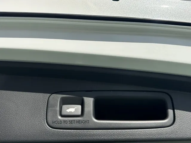 ステップワゴン(ホンダ)e・HEVスパーダ 7人登録済未使用車 11