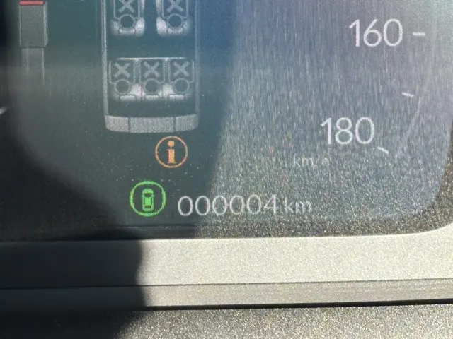 ステップワゴン(ホンダ)e・HEVスパーダ 7人登録済未使用車 27