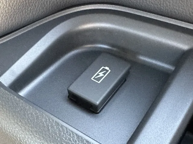 ステップワゴン(ホンダ)e・HEVスパーダ 7人登録済未使用車 16