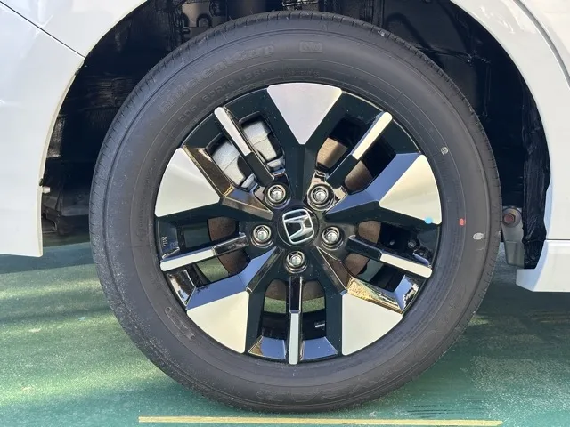 ステップワゴン(ホンダ)エアー 7人登録済未使用車 16