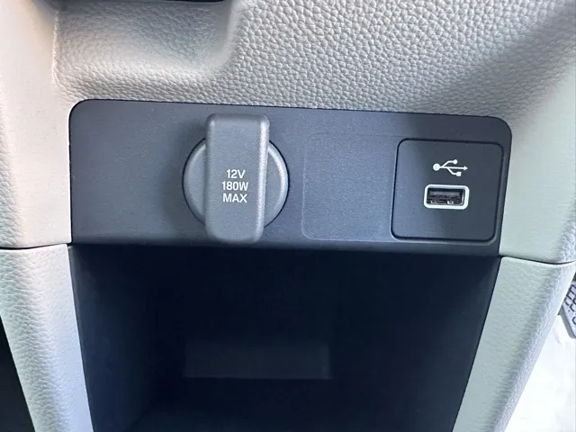 ステップワゴン(ホンダ)エアー 7人登録済未使用車 23