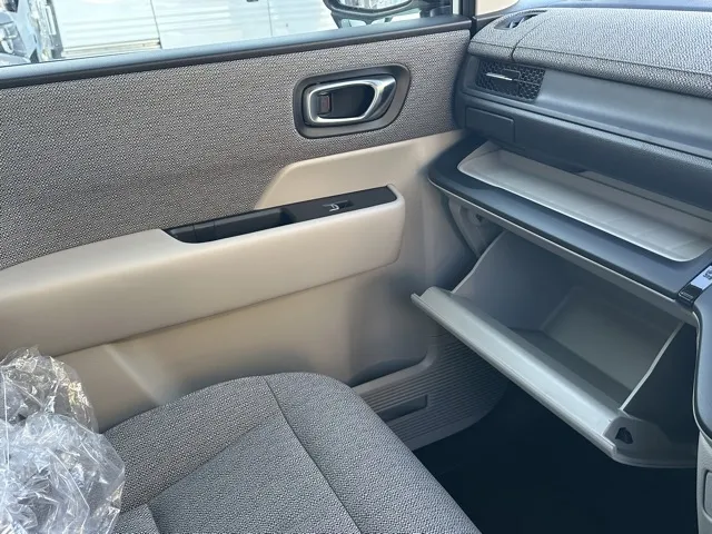 ステップワゴン(ホンダ)エアー 7人登録済未使用車 24