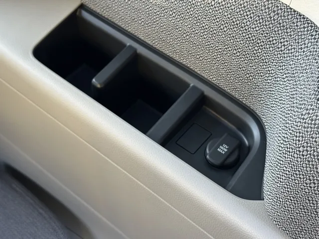 ステップワゴン(ホンダ)エアー 7人登録済未使用車 7