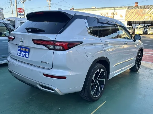 アウトランダー(三菱)P中古車 10