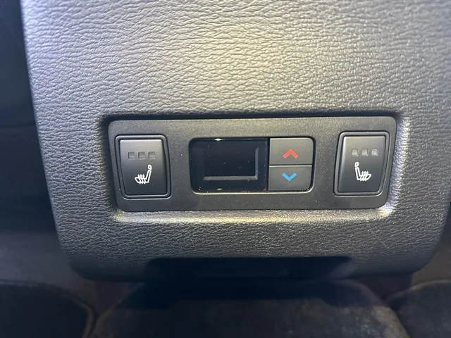 アウトランダー(三菱)P中古車 5