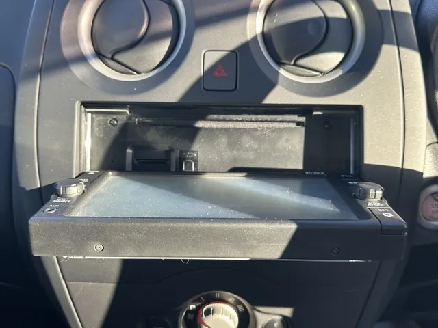 ノート(ニッサン)Ｘ中古車 18