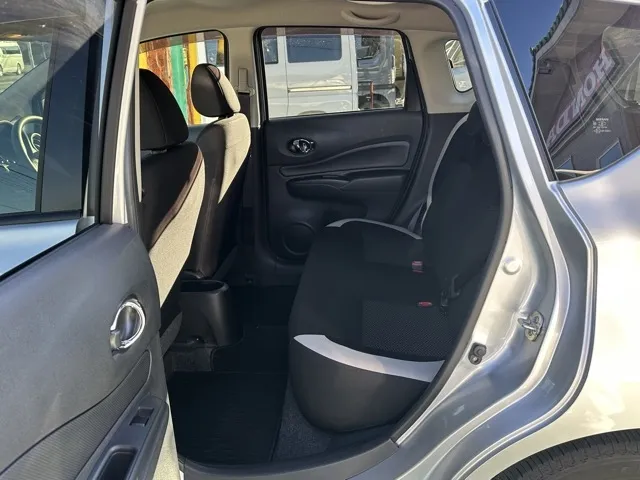 ノート(ニッサン)Ｘ中古車 4