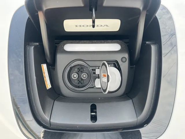 HONDAe(ホンダ)アドバンス中古車 11