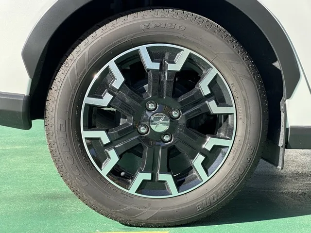 ノート(ニッサン)オーテック クロスオーバー中古車 10