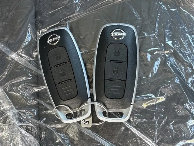 ノート(ニッサン)オーテック クロスオーバー中古車 27