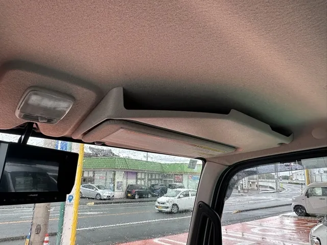 キャンター(三菱)全低床 平ボディ ２ｔレンタ登録済未使用車 16