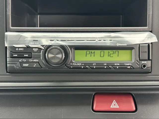 キャンター(三菱)全低床 平ボディ ２ｔレンタ登録済未使用車 18