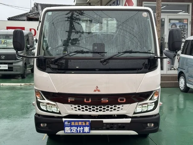 キャンター(三菱)全低床 平ボディ ２ｔレンタ登録済未使用車 27