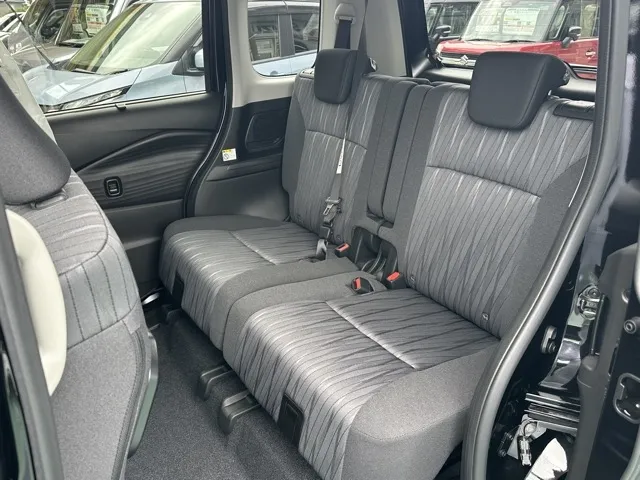 ソリオ(スズキ)ハイブリッドMX新車見本展示無 4