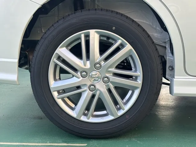 ソリオ(スズキ)ハイブリッドMX新車見本展示無 12