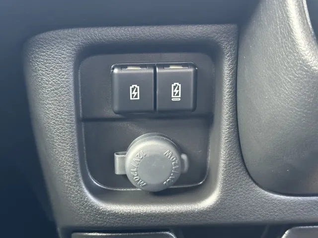 ソリオ(スズキ)ハイブリッドMX新車見本展示無 16