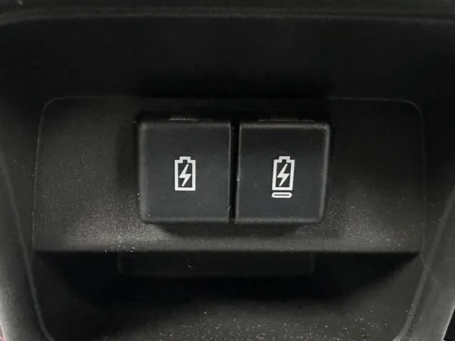 フロンクス(スズキ)ベースグレード新車見本展示無 7