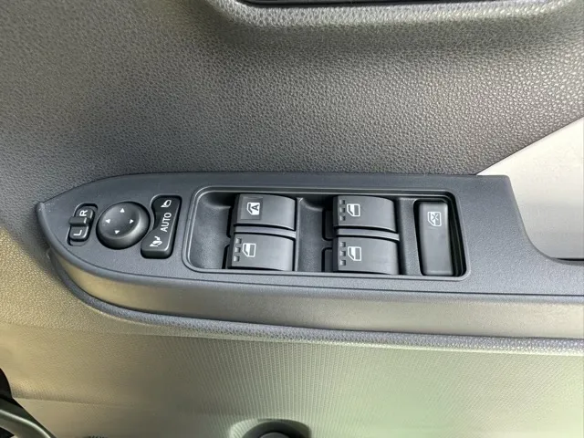 タント(ダイハツ)X新車見本展示無 14