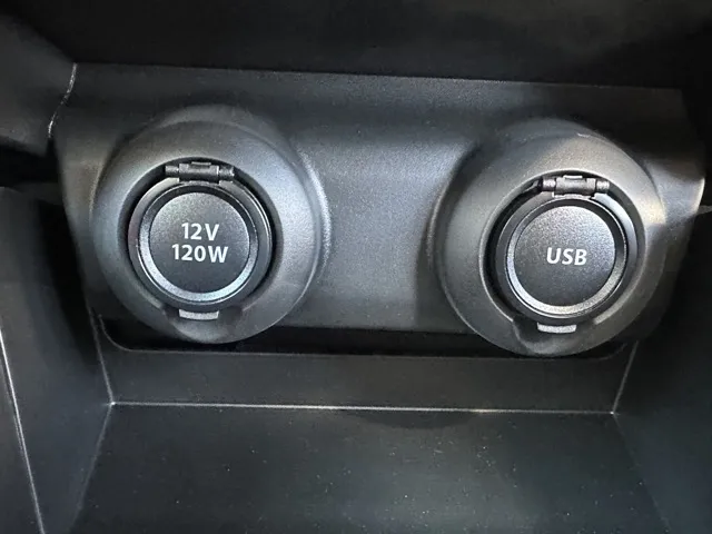 スイフト(スズキ)ベースグレード　セーフティパッケージ 全方位カメラ MT登録済未使用車 20