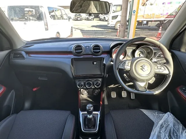 スイフト(スズキ)ベースグレード　セーフティパッケージ 全方位カメラ MT登録済未使用車 5