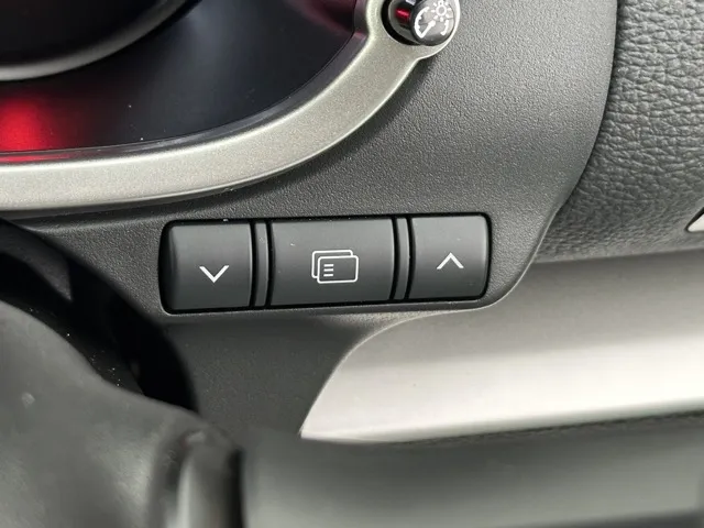 エクリプスクロス(三菱)P中古車 24