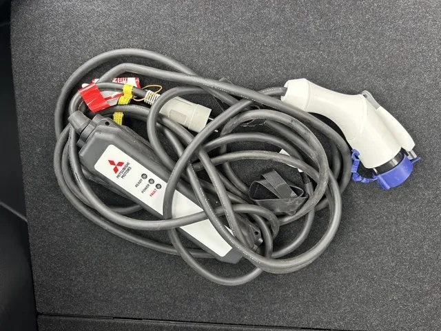 エクリプスクロス(三菱)P中古車 28