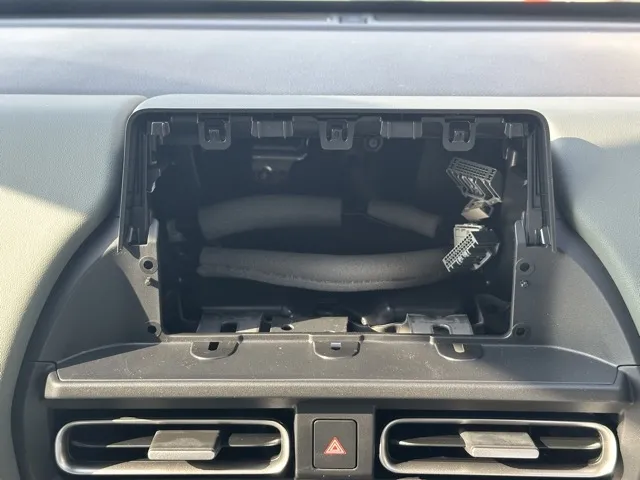 フリード(ホンダ)e：HEVクロスター ６人乗新車見本展示無 20