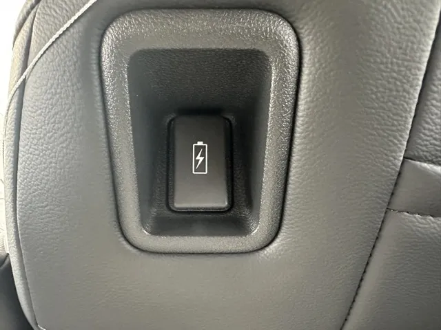 ステップワゴン(ホンダ)e・HEVスパーダ 7人登録済未使用車 11