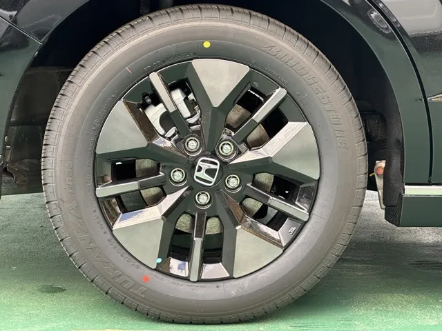 ステップワゴン(ホンダ)e・HEVスパーダ 7人登録済未使用車 16