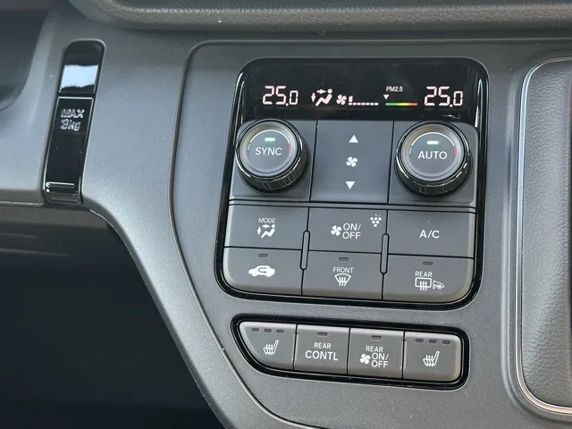 ステップワゴン(ホンダ)e・HEVスパーダ 7人登録済未使用車 19