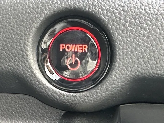 ステップワゴン(ホンダ)e・HEVスパーダ 7人登録済未使用車 26