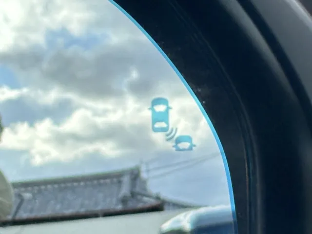 ステップワゴン(ホンダ)e・HEVスパーダ 7人登録済未使用車 27